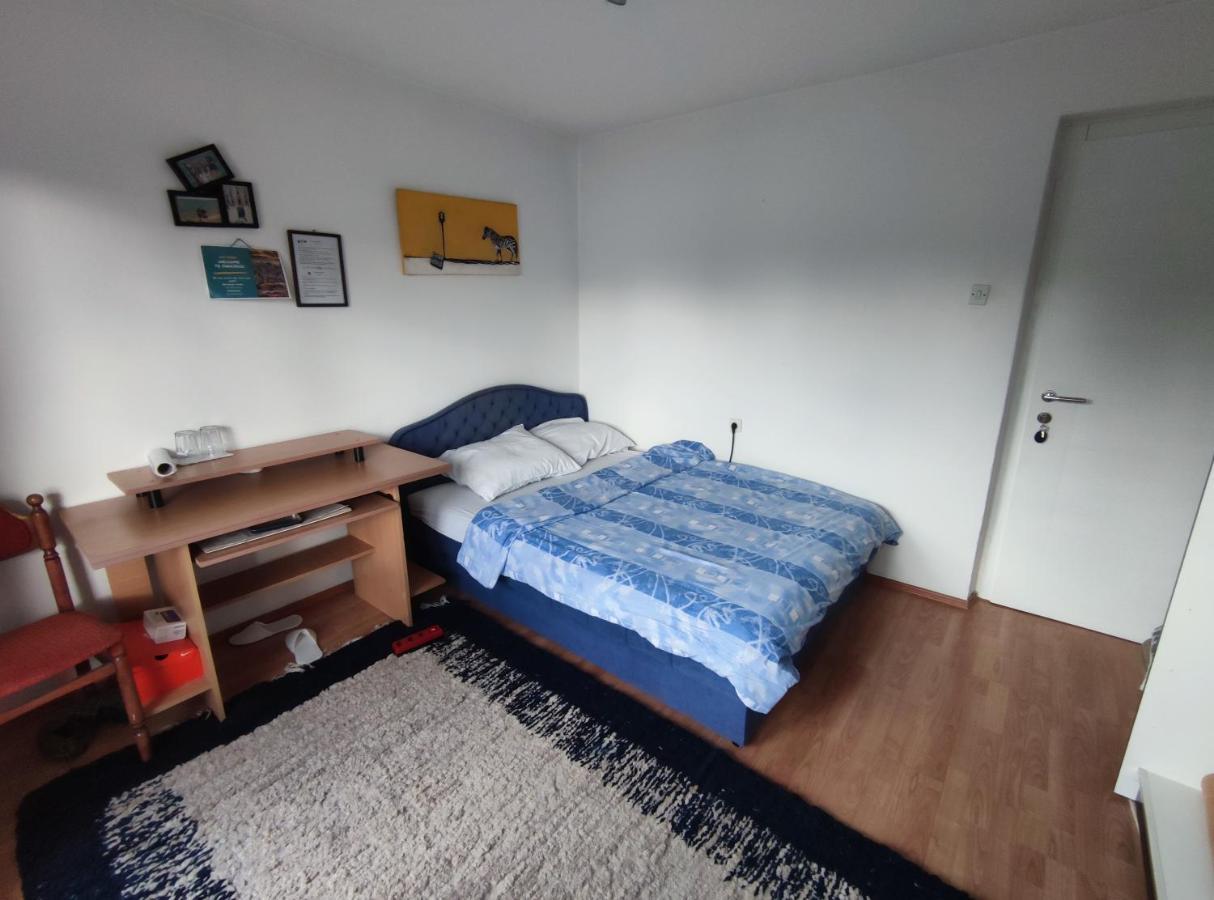 Cozy Room With A Balcony SJJ Buitenkant foto