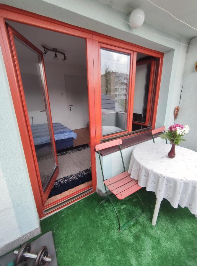 Cozy Room With A Balcony SJJ Buitenkant foto