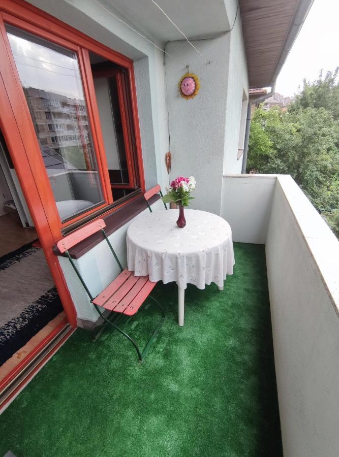 Cozy Room With A Balcony SJJ Buitenkant foto