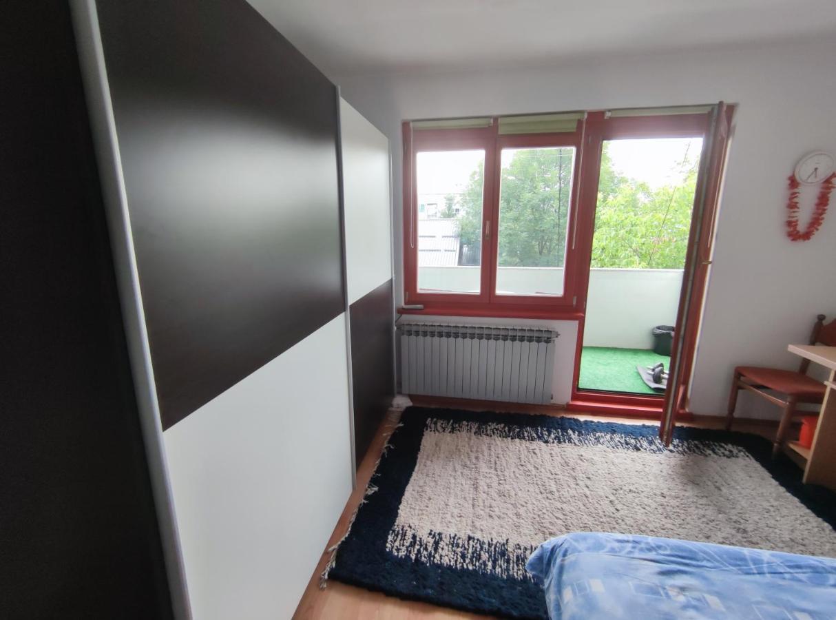 Cozy Room With A Balcony SJJ Buitenkant foto